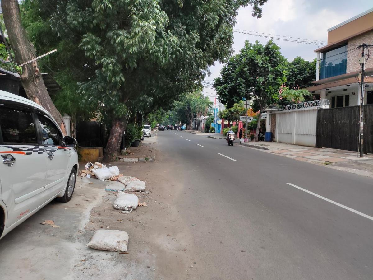 Adotel Jakarta Exterior photo