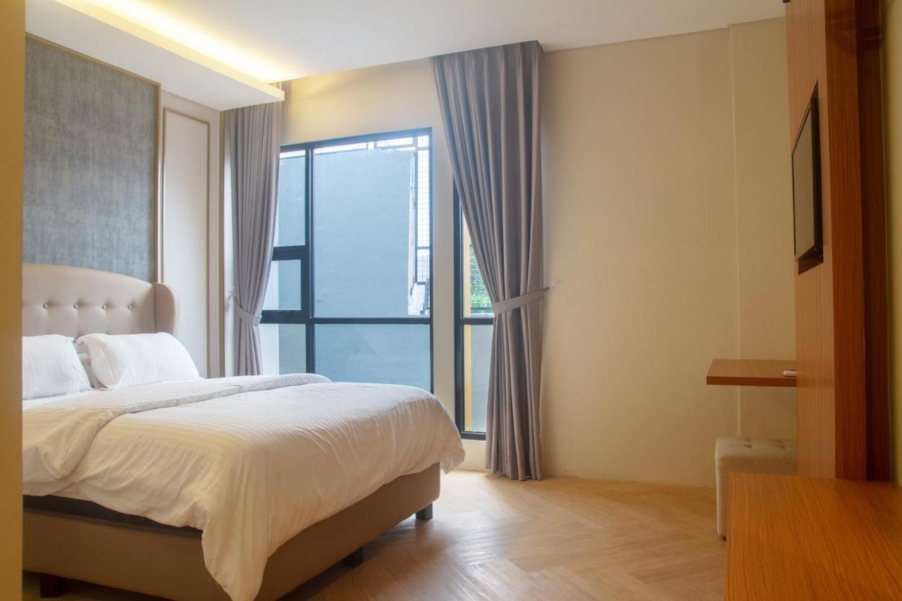 Adotel Jakarta Exterior photo