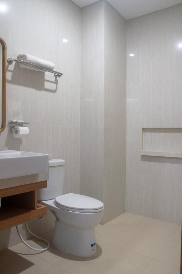 Adotel Jakarta Exterior photo