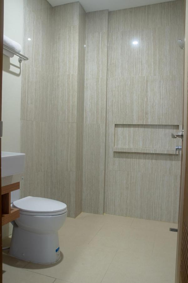 Adotel Jakarta Exterior photo