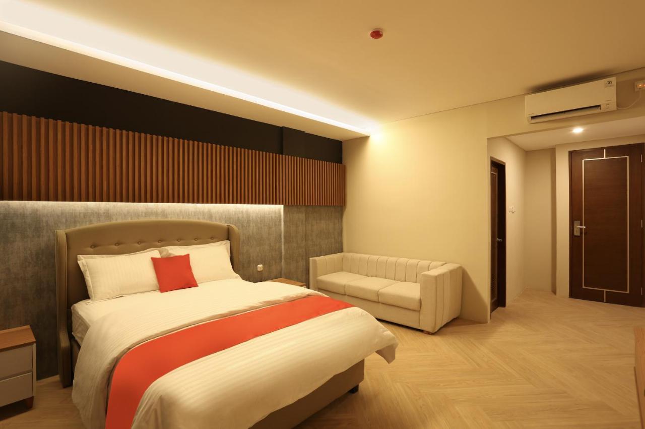 Adotel Jakarta Exterior photo