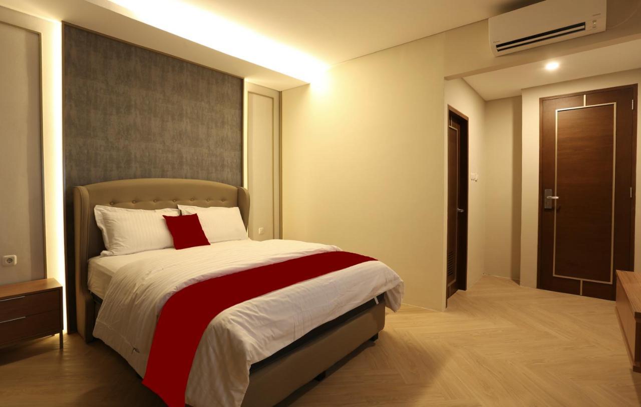 Adotel Jakarta Exterior photo
